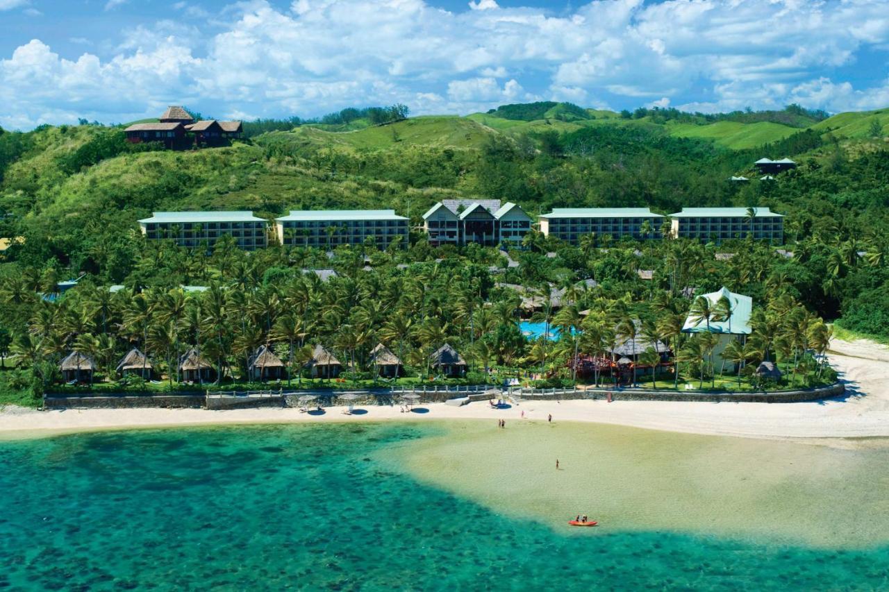 Outrigger Fiji Beach Resort Korotogo Exterior photo