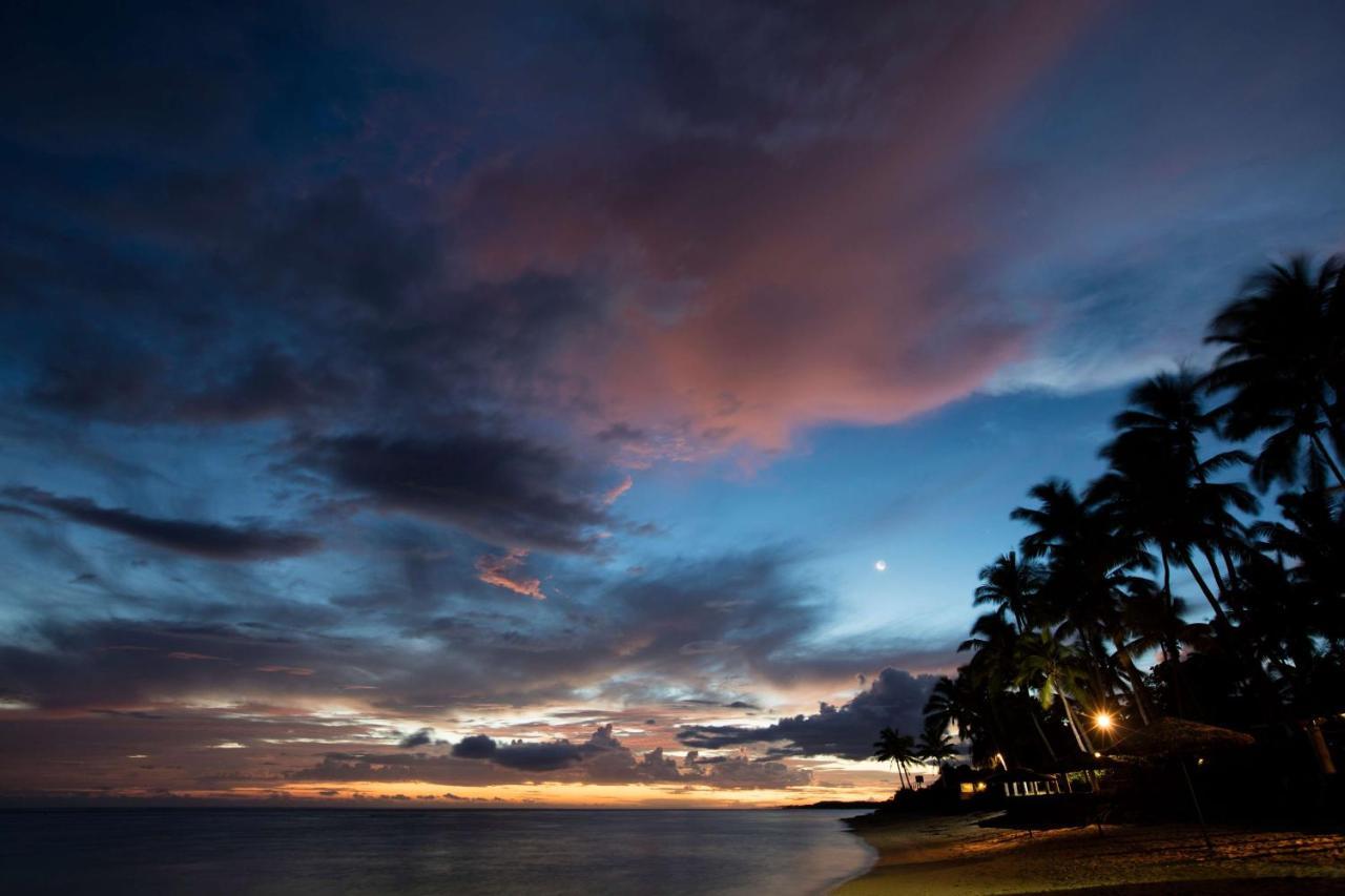 Outrigger Fiji Beach Resort Korotogo Exterior photo